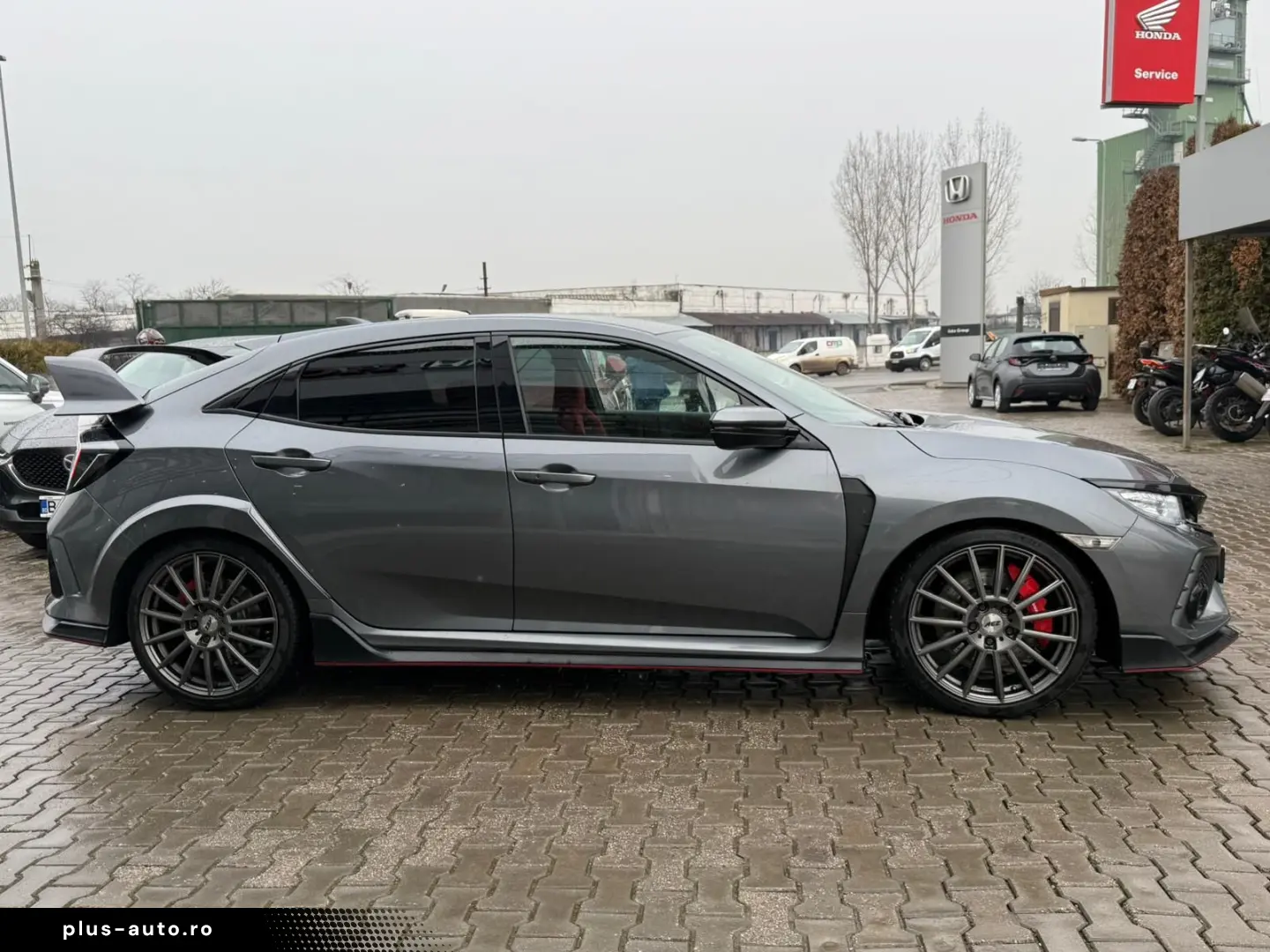 Honda Civic 2.0i Turbo MT Type R GT 320 Cp