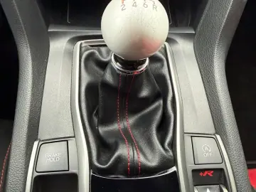 Honda Civic 2.0i Turbo MT Type R GT 320 Cp