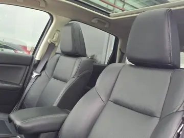 Honda CR-V - 2.0 - 155 CP - Executive 4x4