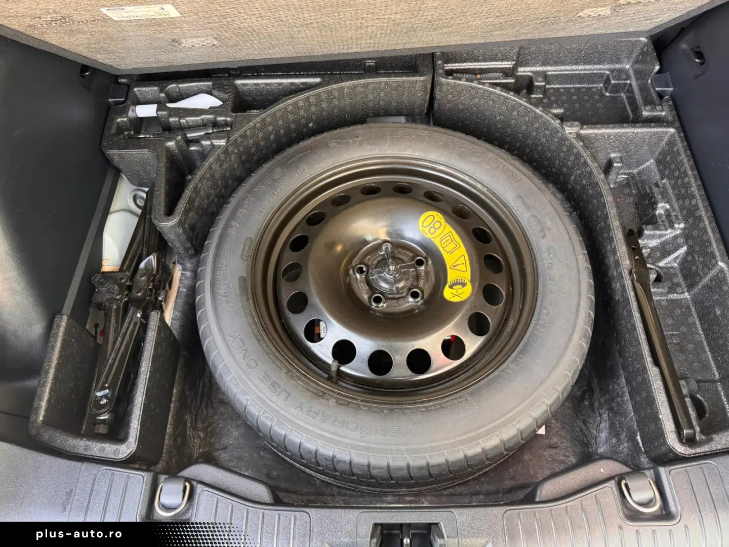 Ford Kuga 2.5 Duratec HEV 190HP TITANIUM CVT