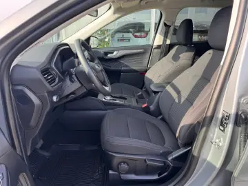 Ford Kuga 2.5 Duratec HEV 190HP TITANIUM CVT