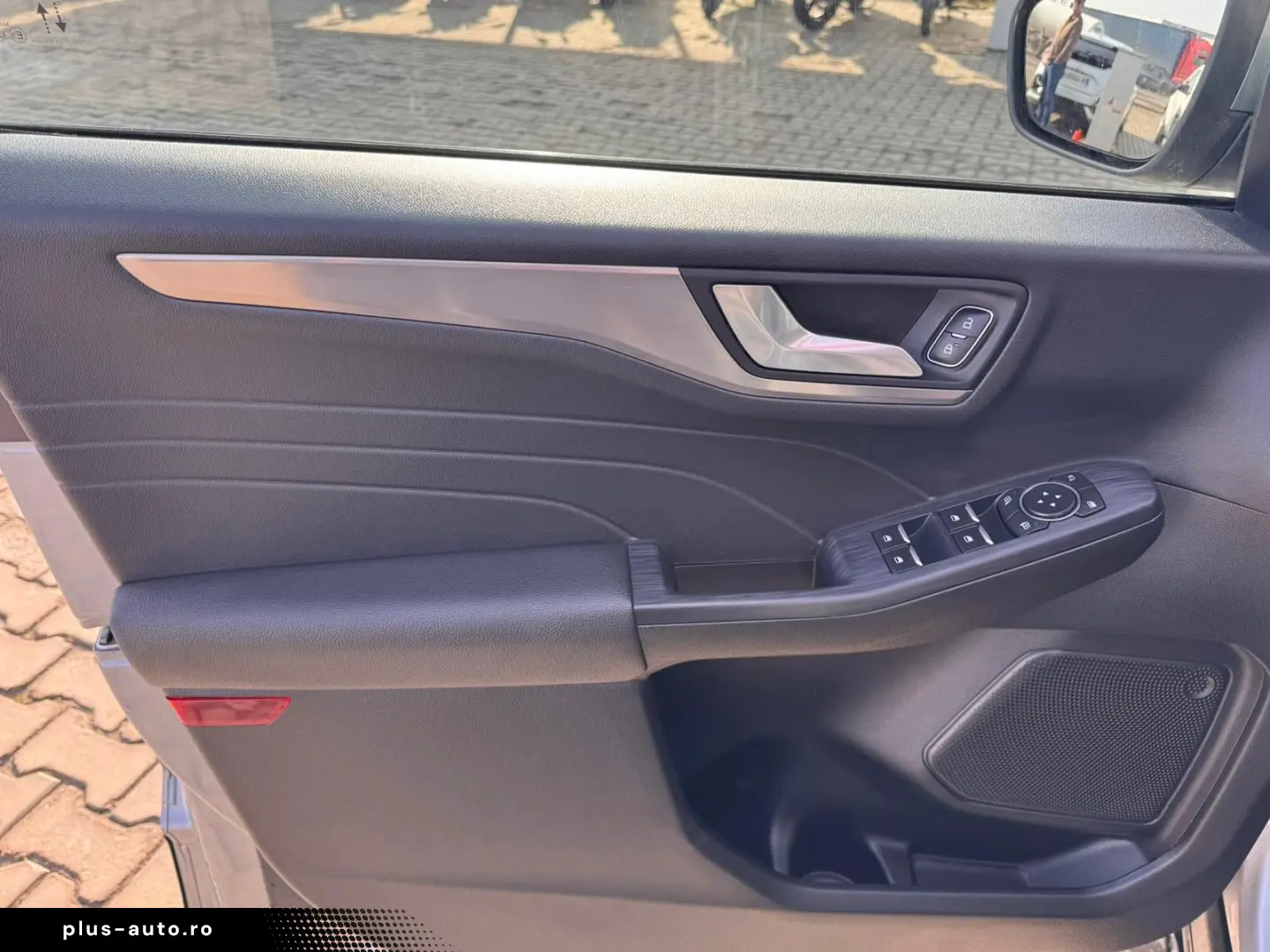 Ford Kuga 2.5 Duratec HEV 190HP TITANIUM CVT