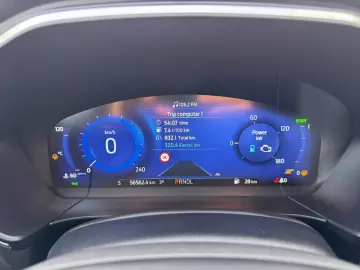 Ford Kuga 2.5 Duratec HEV 190HP TITANIUM CVT