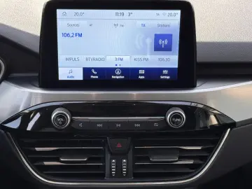 Ford Kuga 2.5 Duratec HEV 190HP TITANIUM CVT