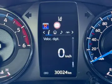 TOYOTA TOYOTA Hilux 2.4 D A T 4WD Double Cab Invincible