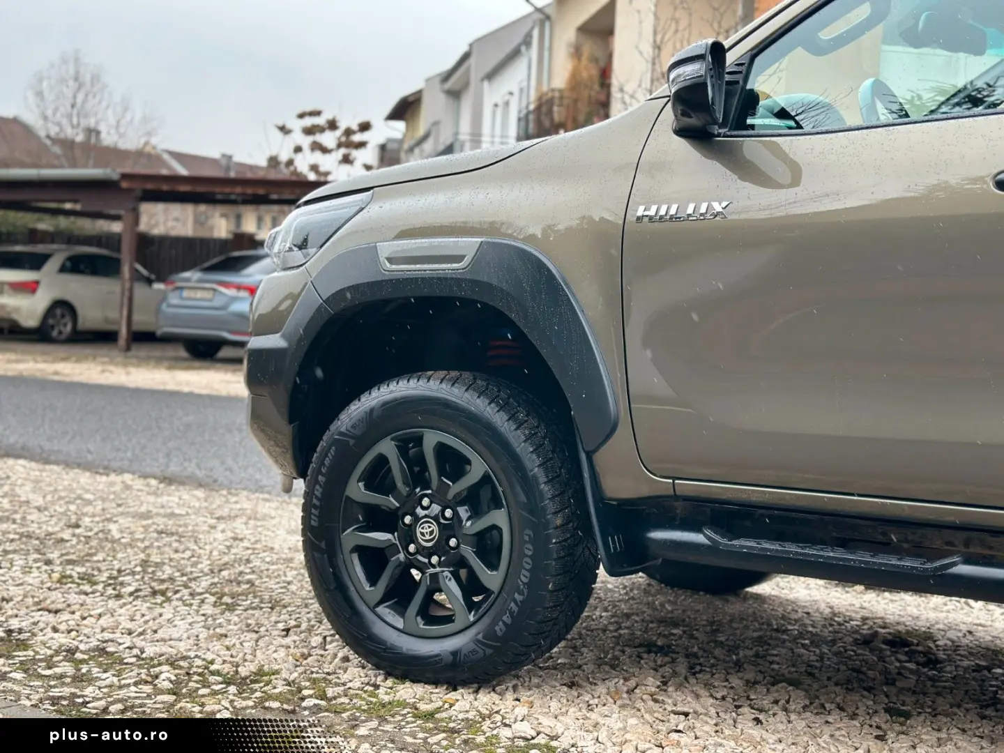 TOYOTA Hilux 2.8 D-4D 4X4 DOUBLE INVINCIBLE NET  47490