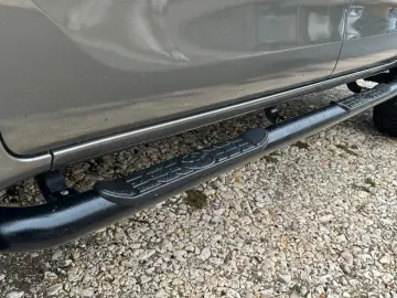 TOYOTA Hilux 2.8 D-4D 4X4 DOUBLE INVINCIBLE NET  47490