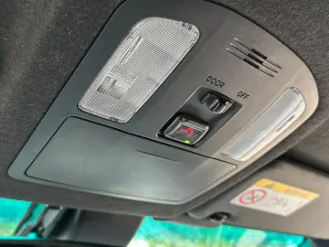 TOYOTA Hilux 2.8 D-4D 4X4 DOUBLE INVINCIBLE NET  47490