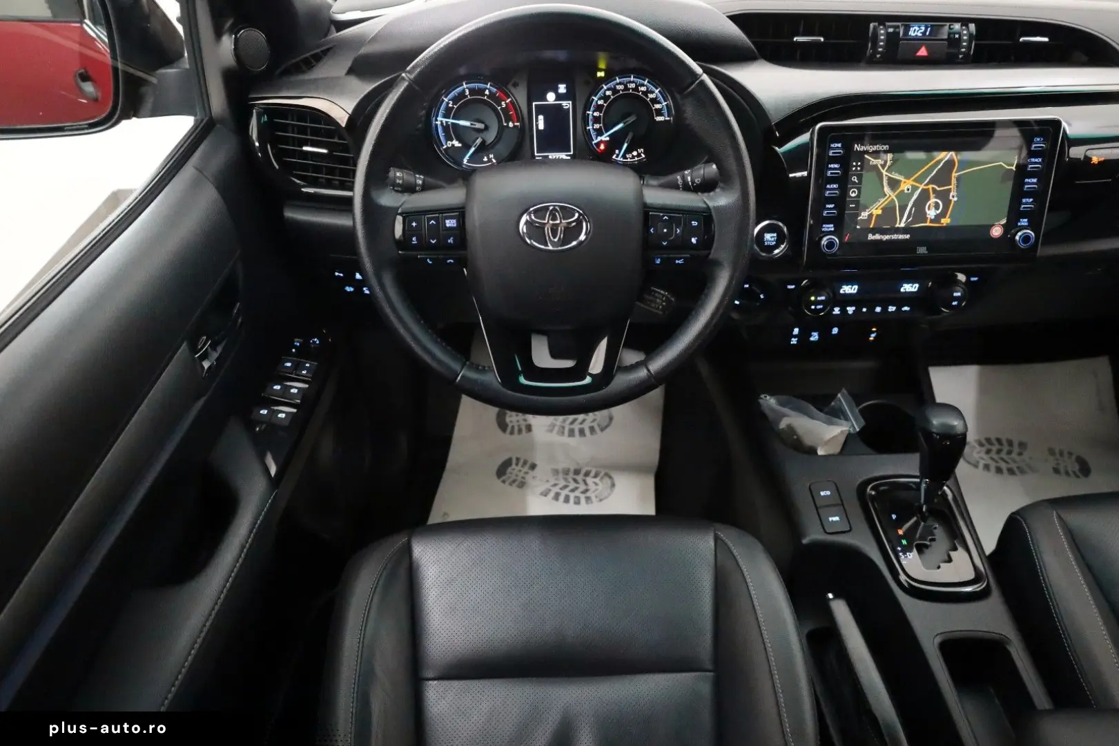 TOYOTA Hilux Invincible ACC Rollo el.AHK Garantie 2028