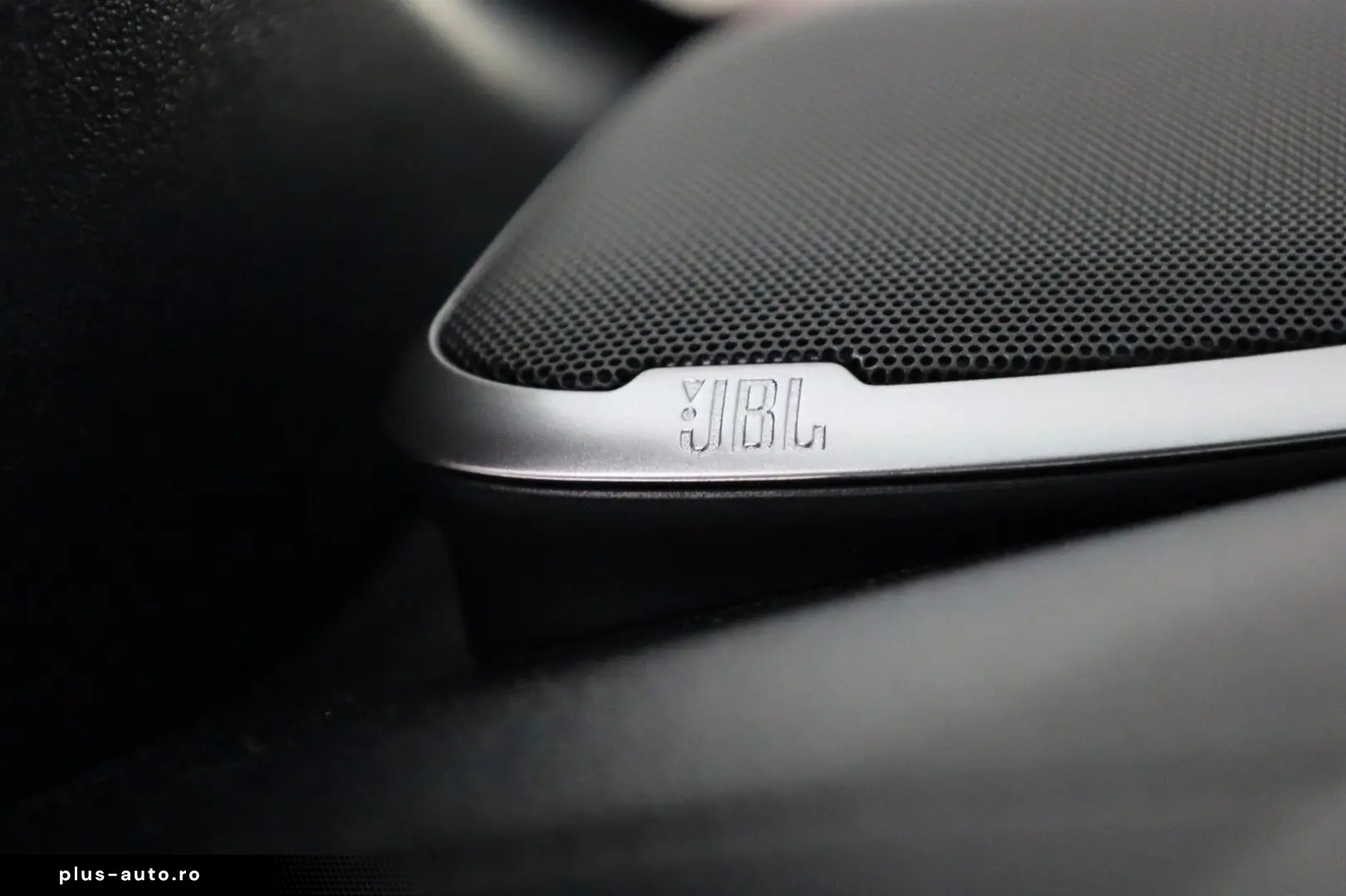 TOYOTA Hilux Invincible ACC Rollo el.AHK Garantie 2028