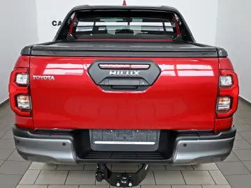 TOYOTA Hilux Invincible ACC Rollo el.AHK Garantie 2028