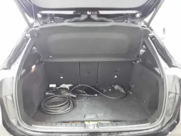 MERCEDES-BENZ GLA 250 e 8G-DCT Style Navi