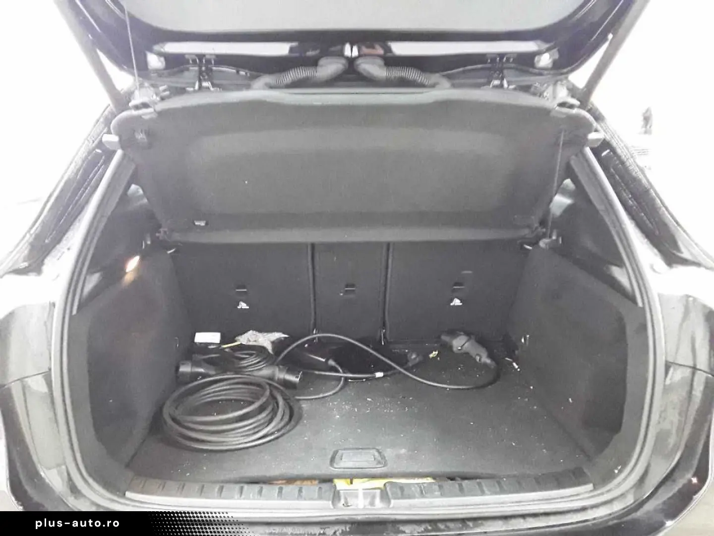 MERCEDES-BENZ GLA 250 e 8G-DCT Style Navi