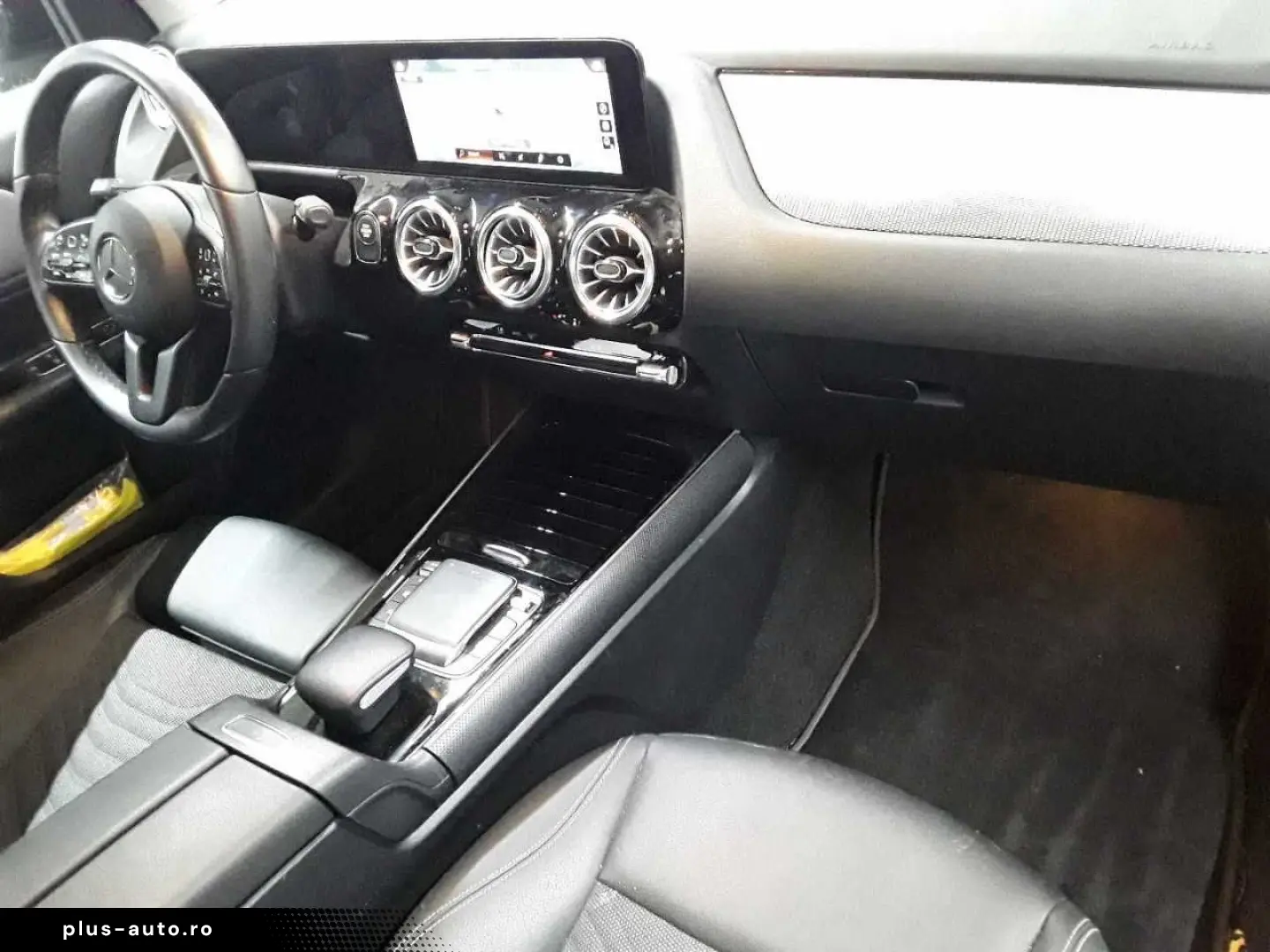 MERCEDES-BENZ GLA 250 e 8G-DCT Style Navi