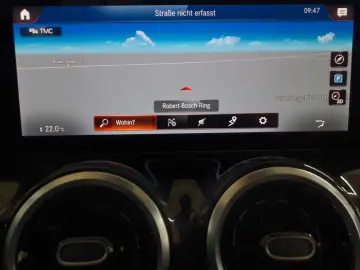 MERCEDES-BENZ GLA 250 e 8G-DCT Style BusiP LED SHZ