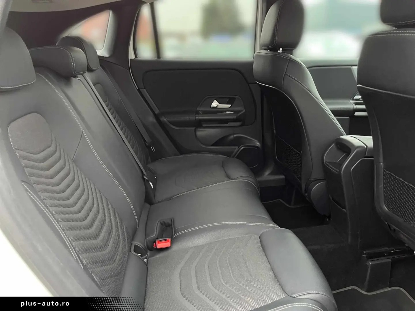 MERCEDES-BENZ GLA 250 e Style MBUX LED PDC Kam Apple