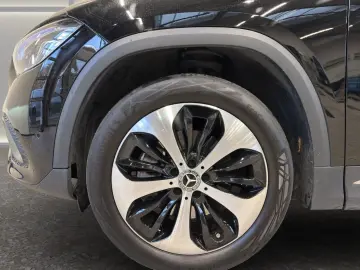 MERCEDES-BENZ GLA 250 e PROGRESSIVE  NAVI-PL