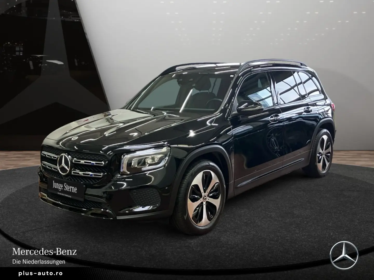 MERCEDES-BENZ GLB 200
