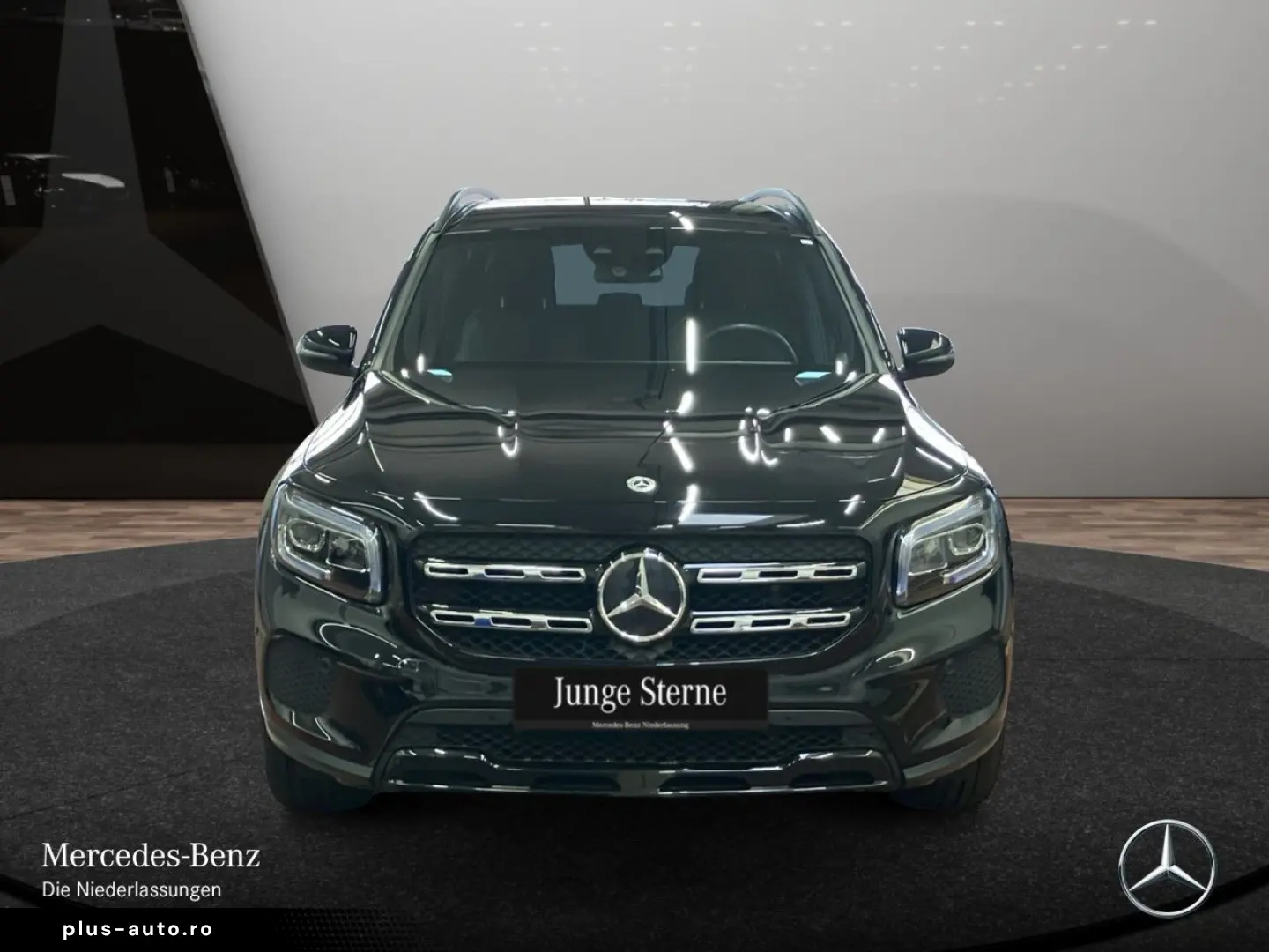 MERCEDES-BENZ GLB 200