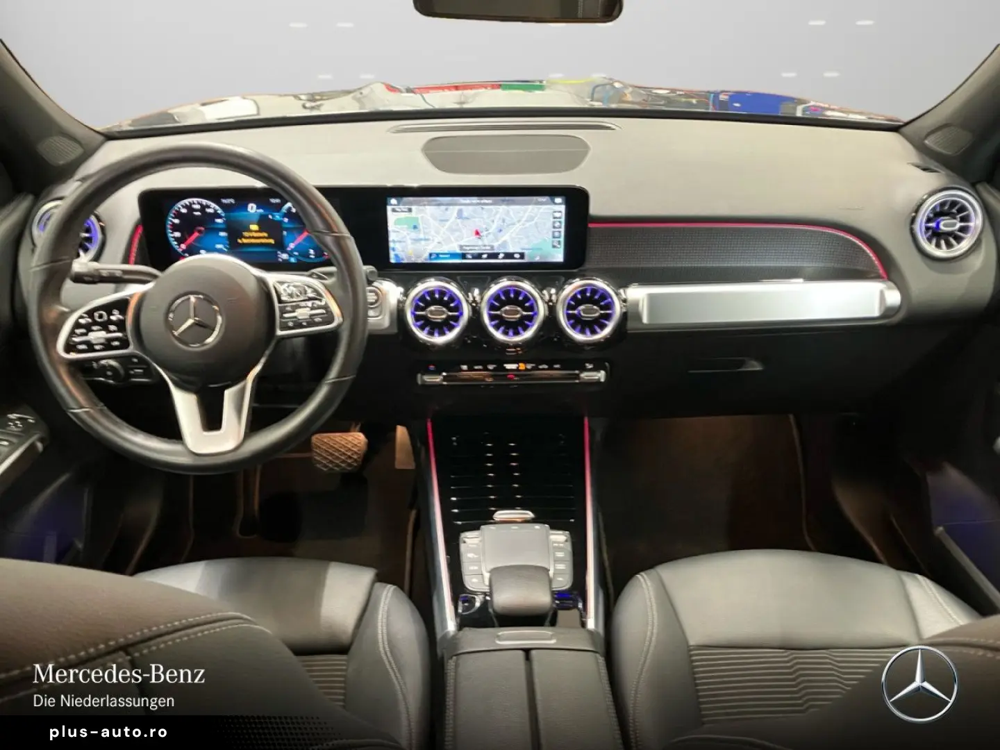 MERCEDES-BENZ GLB 200