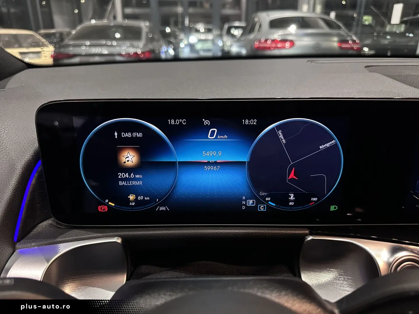 MERCEDES-BENZ GLB 200