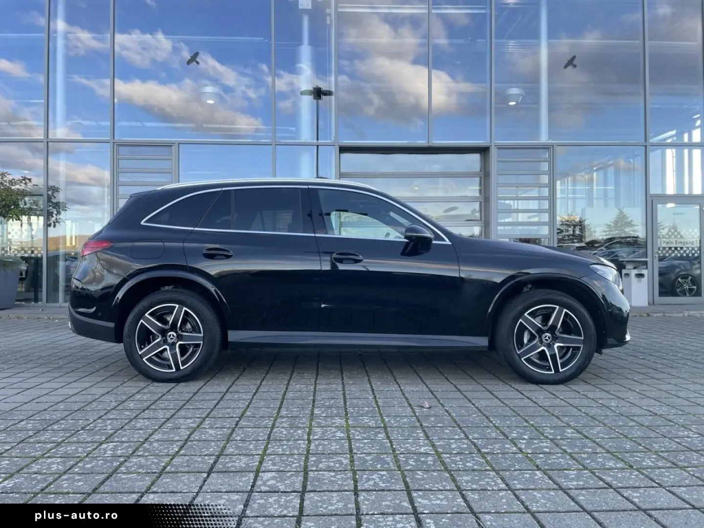 MERCEDES-BENZ GLC 300 e 4M AMG DIGI LIGHT MEMORY TOT&hellip;