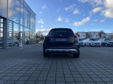 MERCEDES-BENZ GLC 300 e 4M AMG DIGI LIGHT MEMORY TOT&hellip;