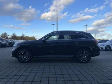 MERCEDES-BENZ GLC 300 e 4M AMG DIGI LIGHT MEMORY TOT&hellip;