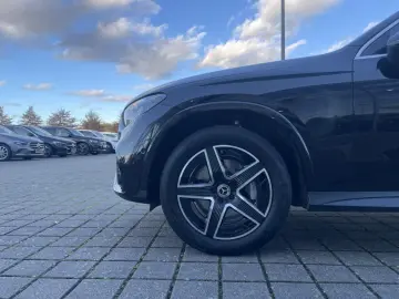 MERCEDES-BENZ GLC 300 e 4M AMG DIGI LIGHT MEMORY TOT&hellip;