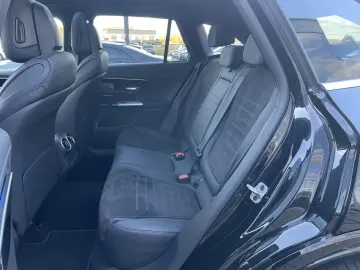 MERCEDES-BENZ GLC 300 e 4M AMG DIGI LIGHT MEMORY TOT&hellip;