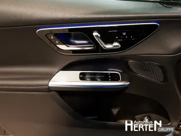 MERCEDES-BENZ GLC 300 e 4M AVANDGARDE AHK AMBIENTE WINTER-P