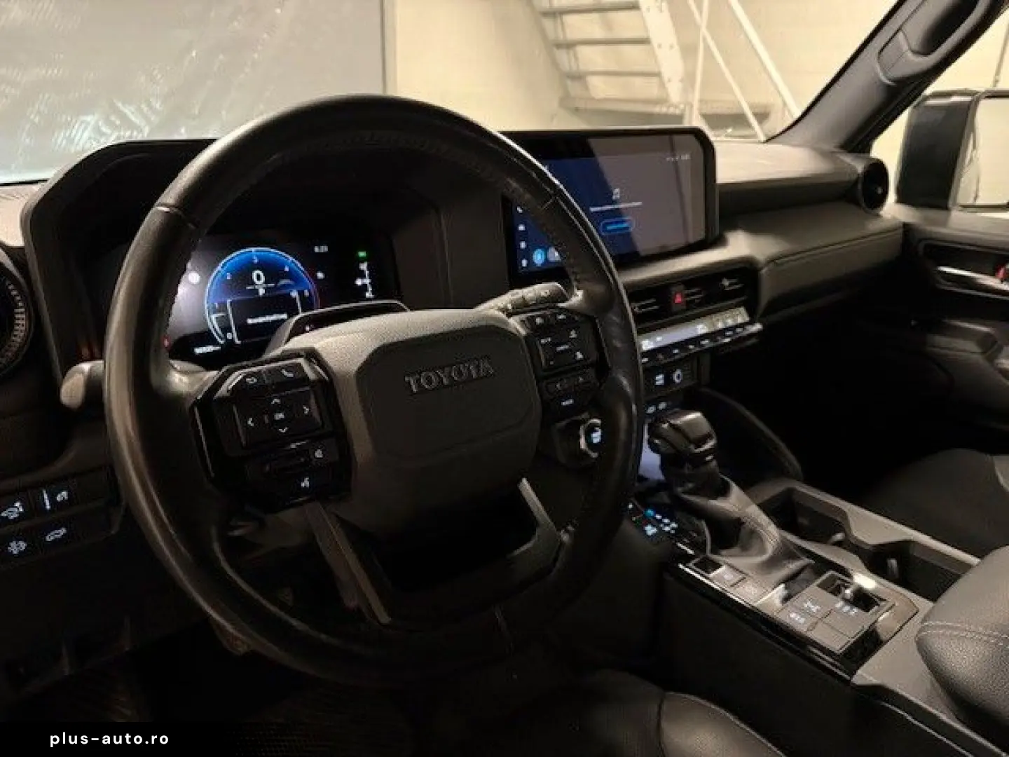 TOYOTA Land Cruiser 2.8 D-4D 4WD Executive Automatik