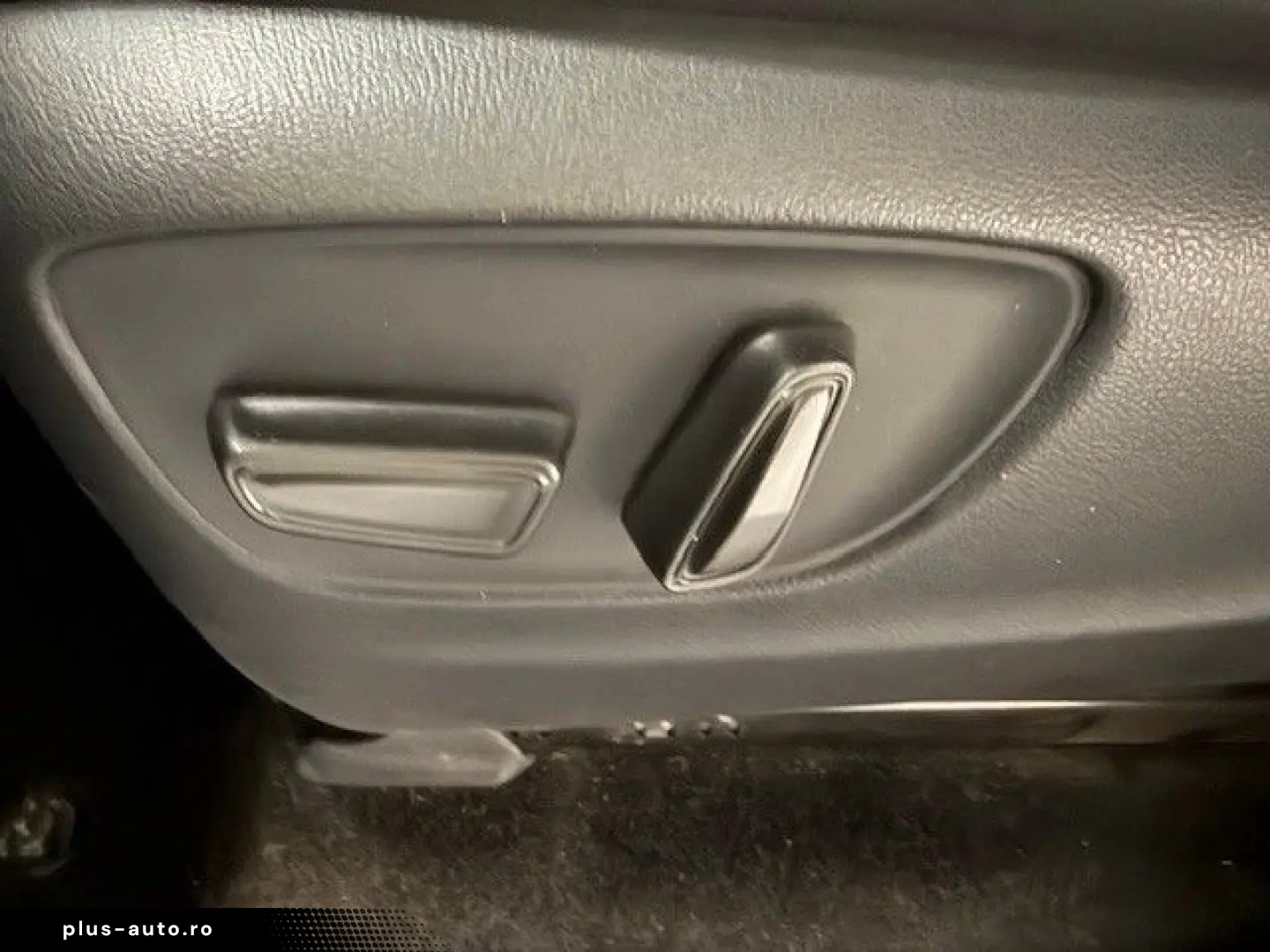 TOYOTA Land Cruiser 2.8 D-4D 4WD Executive Automatik