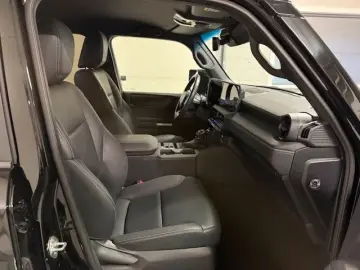 TOYOTA Land Cruiser 2.8 D-4D 4WD Executive Automatik