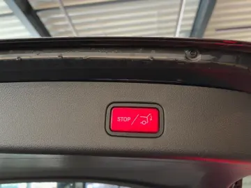 MERCEDES-BENZ GLC 300 e 4M Avantgarde TWA 360 AHK Sitzhz