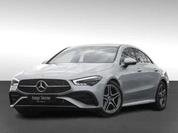 MERCEDES-BENZ CLA 250 4MATIC Coupé AMG MBEAM AMBIENTE MBUX