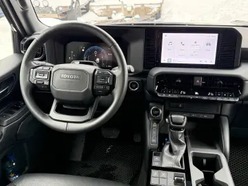 TOYOTA Land Cruiser 2.8 D-4D 4WD Automatik