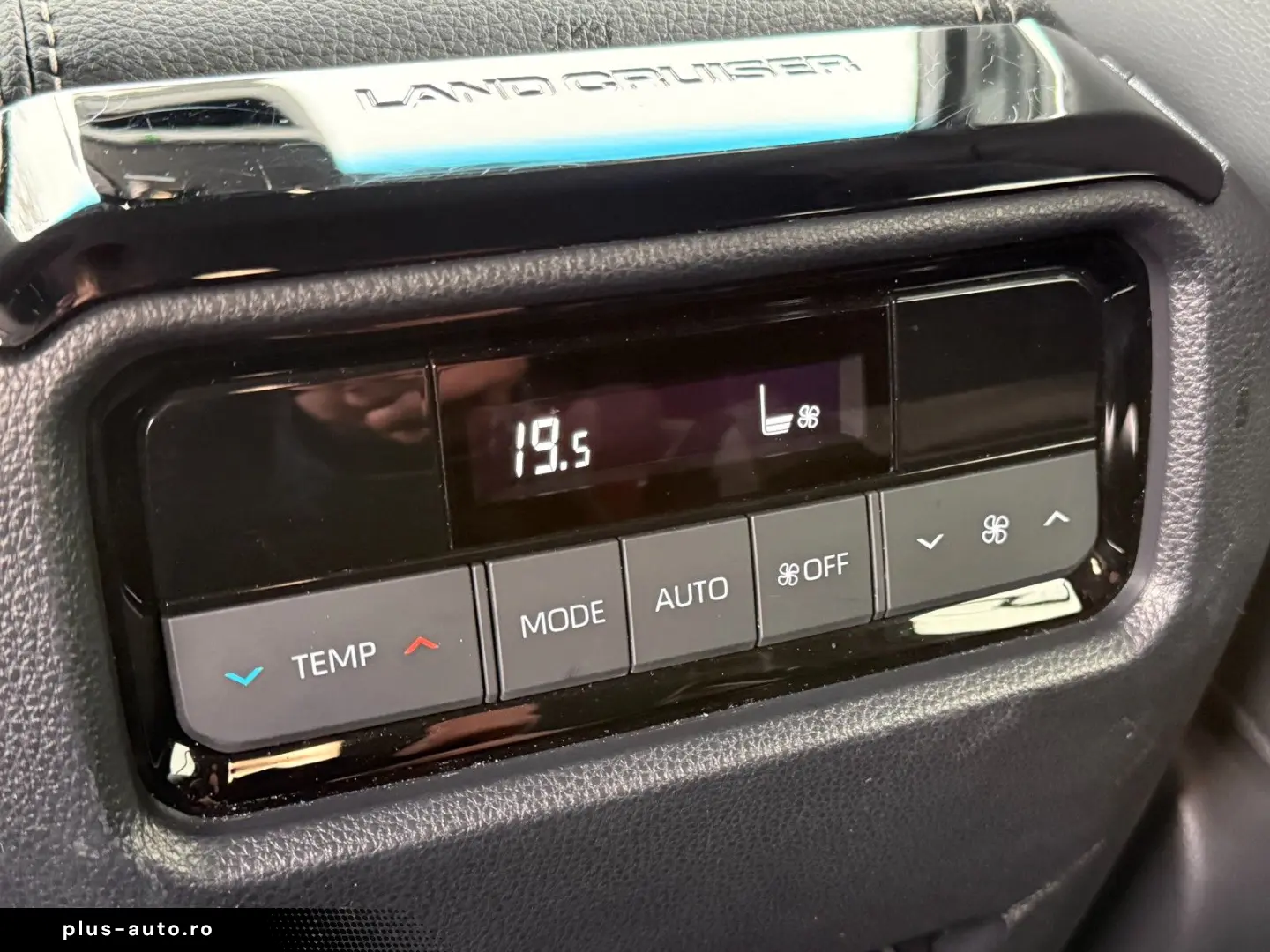 TOYOTA Land Cruiser 2.8 D-4D 4WD Automatik