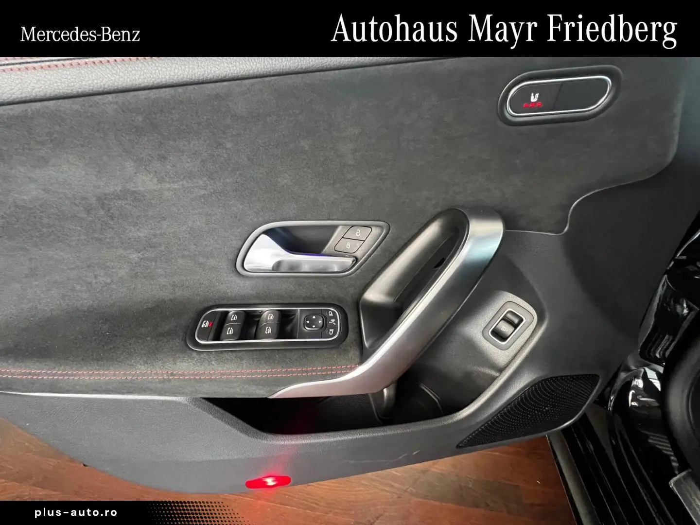 MERCEDES-BENZ CLA 250 4M AMG PREMIUM AMBIENTE KAMERA