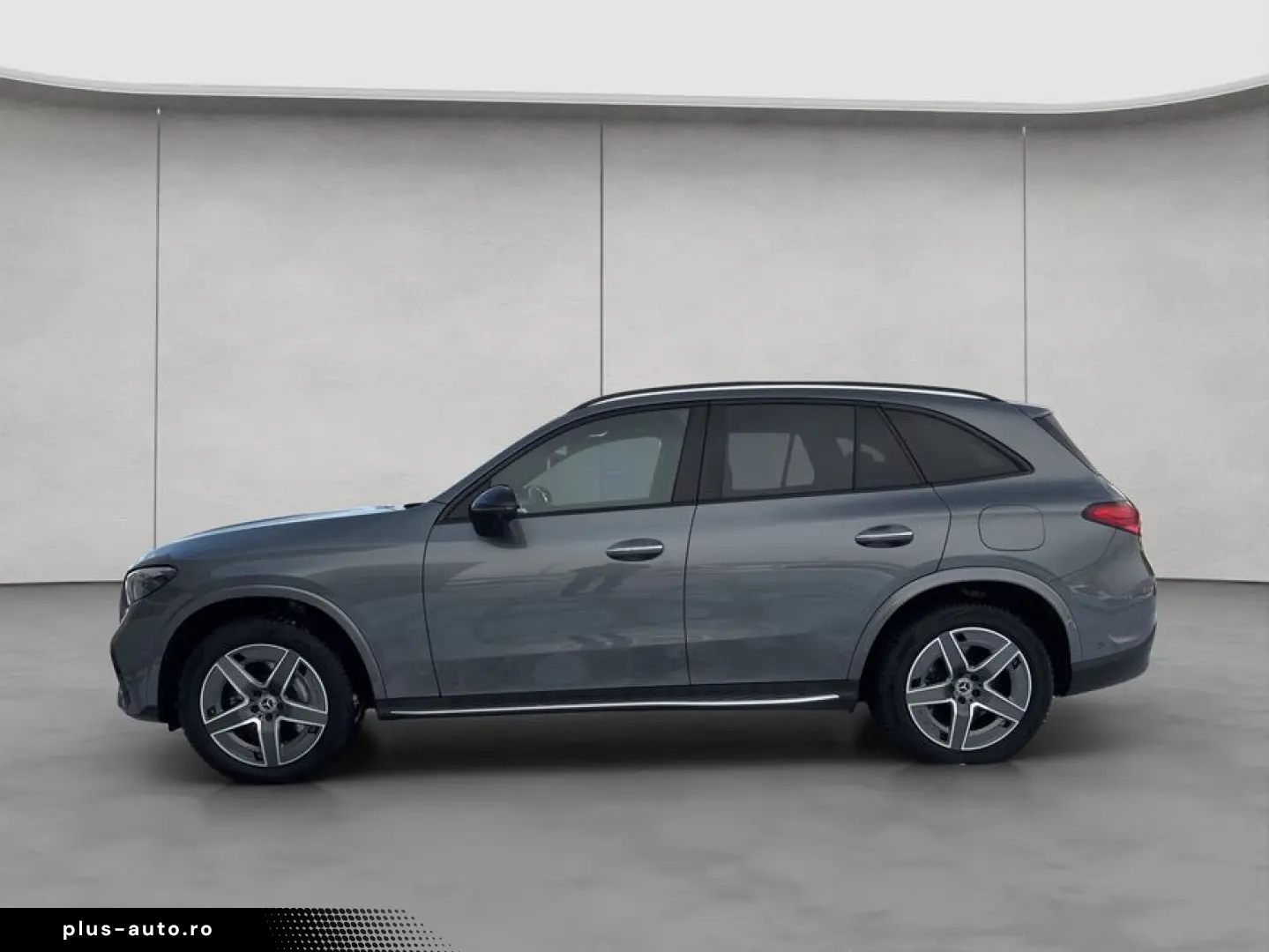 MERCEDES-BENZ GLC 300 e 4M AMG Panodach Dig.Light 360