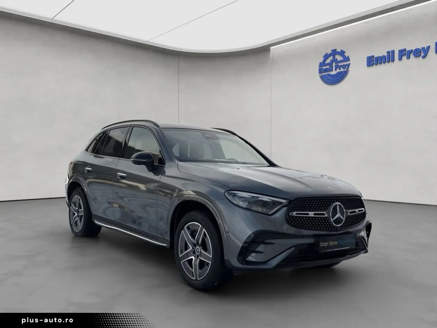 MERCEDES-BENZ GLC 300 e 4M AMG Panodach Dig.Light 360