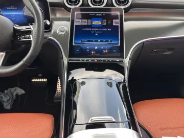 MERCEDES-BENZ GLC 300 e 4M AMG Panodach Dig.Light 360