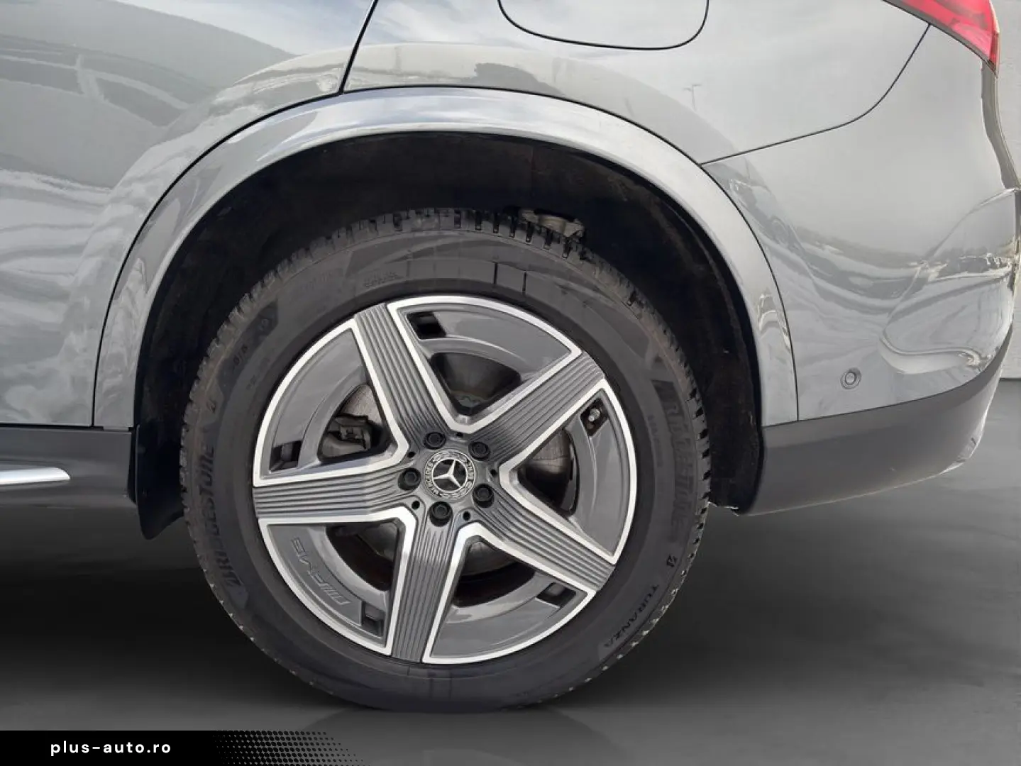 MERCEDES-BENZ GLC 300 e 4M AMG Panodach Dig.Light 360