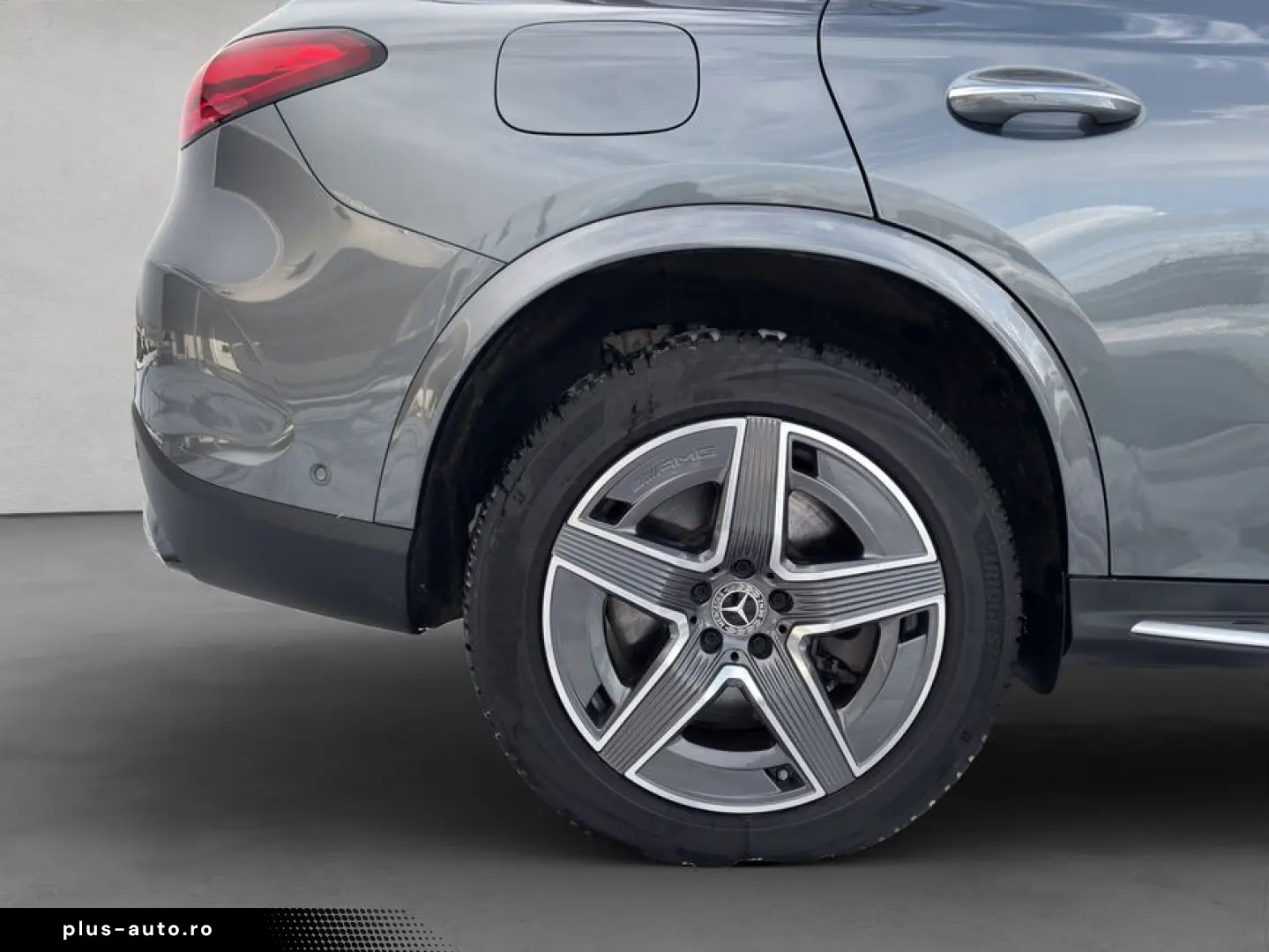 MERCEDES-BENZ GLC 300 e 4M AMG Panodach Dig.Light 360