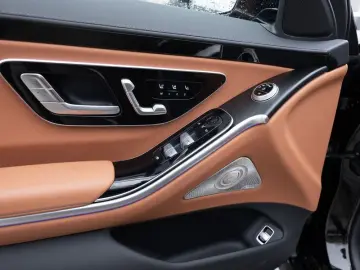 MERCEDES-BENZ S 350 d 4M AMG-Sport Pano Burm Sitzklima Night