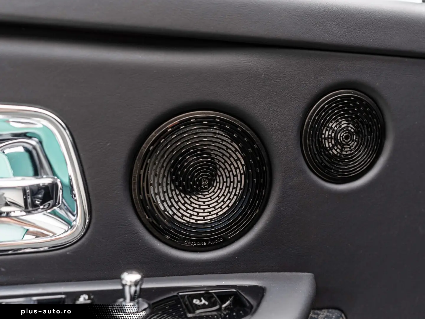 ROLLS ROYCE Cullinan Black Badge MANSORY Starlight R24