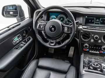 ROLLS ROYCE Cullinan Black Badge MANSORY Starlight R24