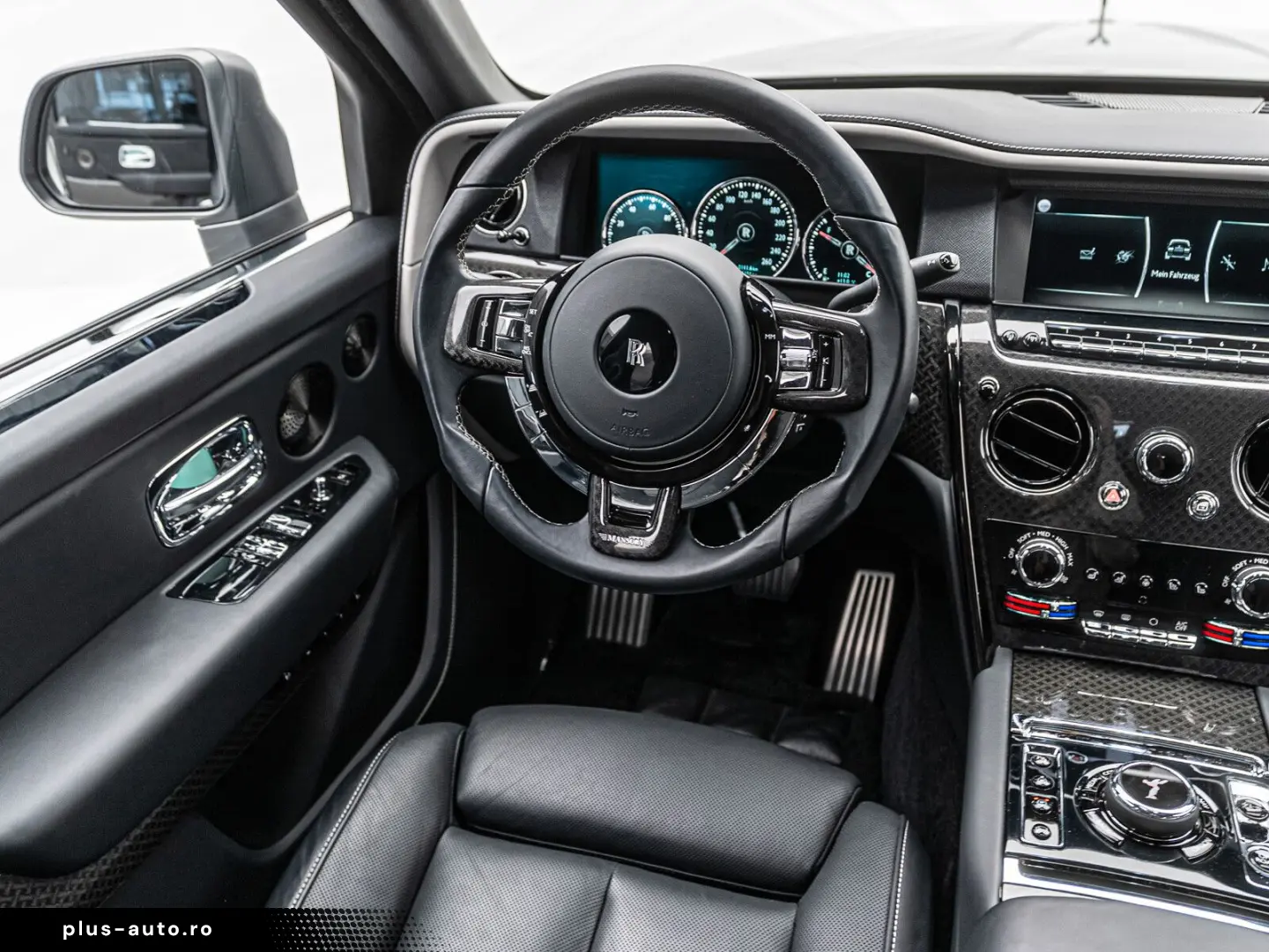 ROLLS ROYCE Cullinan Black Badge MANSORY Starlight R24