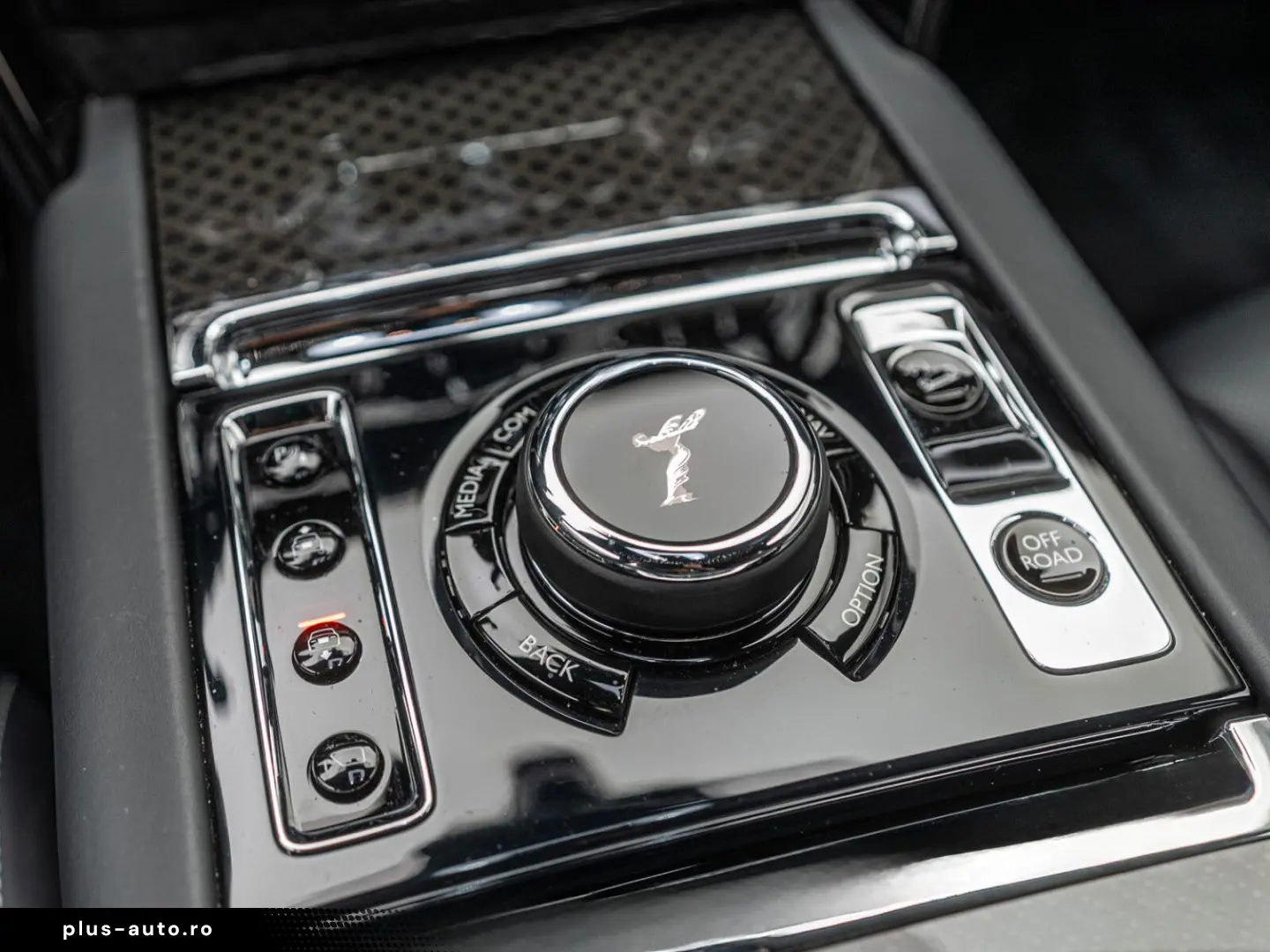 ROLLS ROYCE Cullinan Black Badge MANSORY Starlight R24