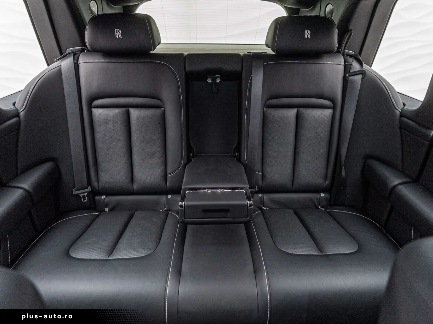 ROLLS ROYCE Cullinan Black Badge MANSORY Starlight R24